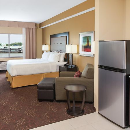 Holiday Inn Express & Suites Sandusky, An Ihg Hotel Zewnętrze zdjęcie